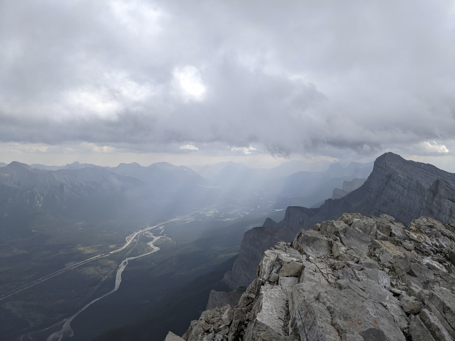 At Rundle’s peak (2,948m), click for photosphere